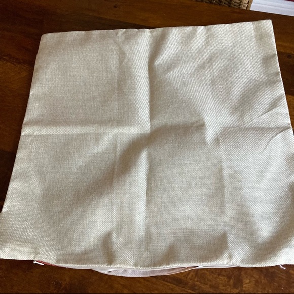 NEW Bundle of 2 Christmas Pillow Cases / Covers Reindeer / Elk & Santa W/ Zipper - Picture 9 of 9